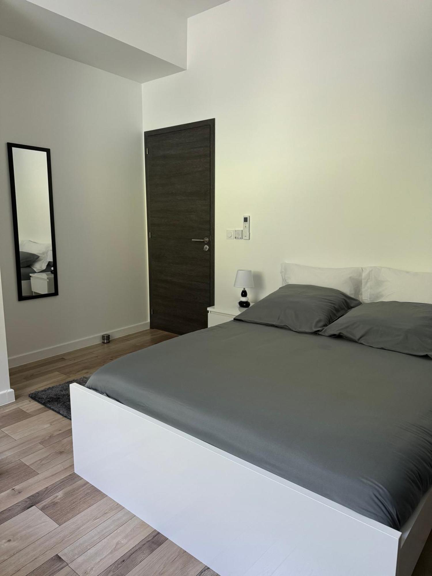Magnifique Appartement Vue Lac - 5 Personnes Воглан Экстерьер фото